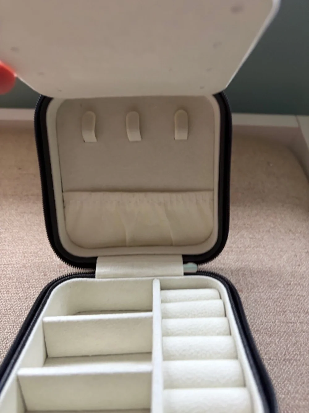 Travel Jewelry Organizer Case - Black and Cream - Picture 2 of 3